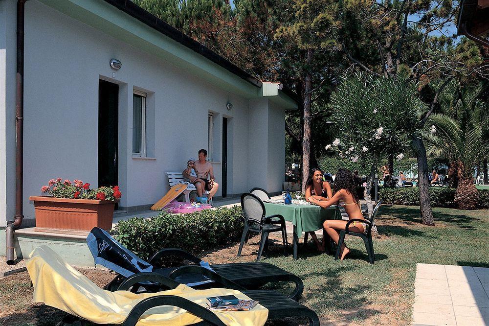 Hotel Acquario Vasto Exterior photo