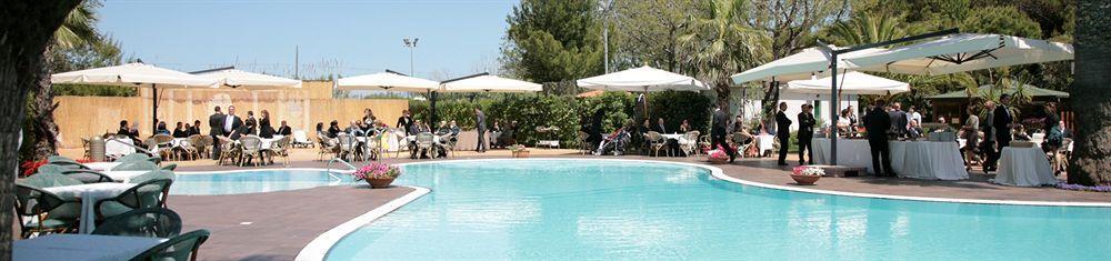 Hotel Acquario Vasto Exterior photo